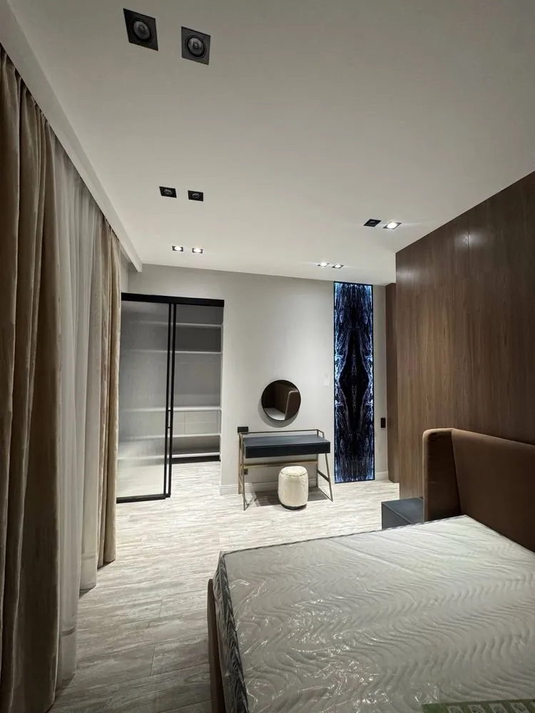 114 м², 4-комн. квартира, 2/12