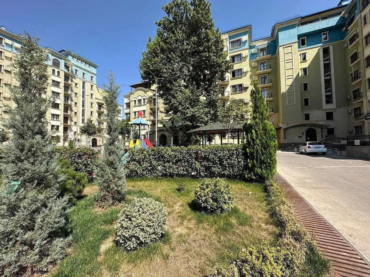 142 м², 4-комн. квартира, 4/7