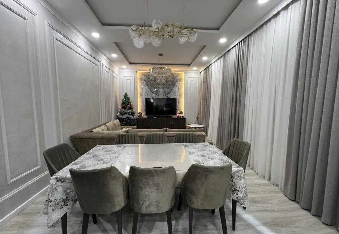 180 м², 5-комн. квартира, 1/9