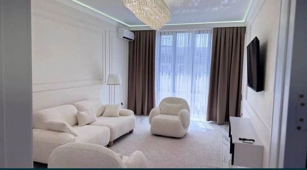 145 м², 5-комн. квартира, 9/10