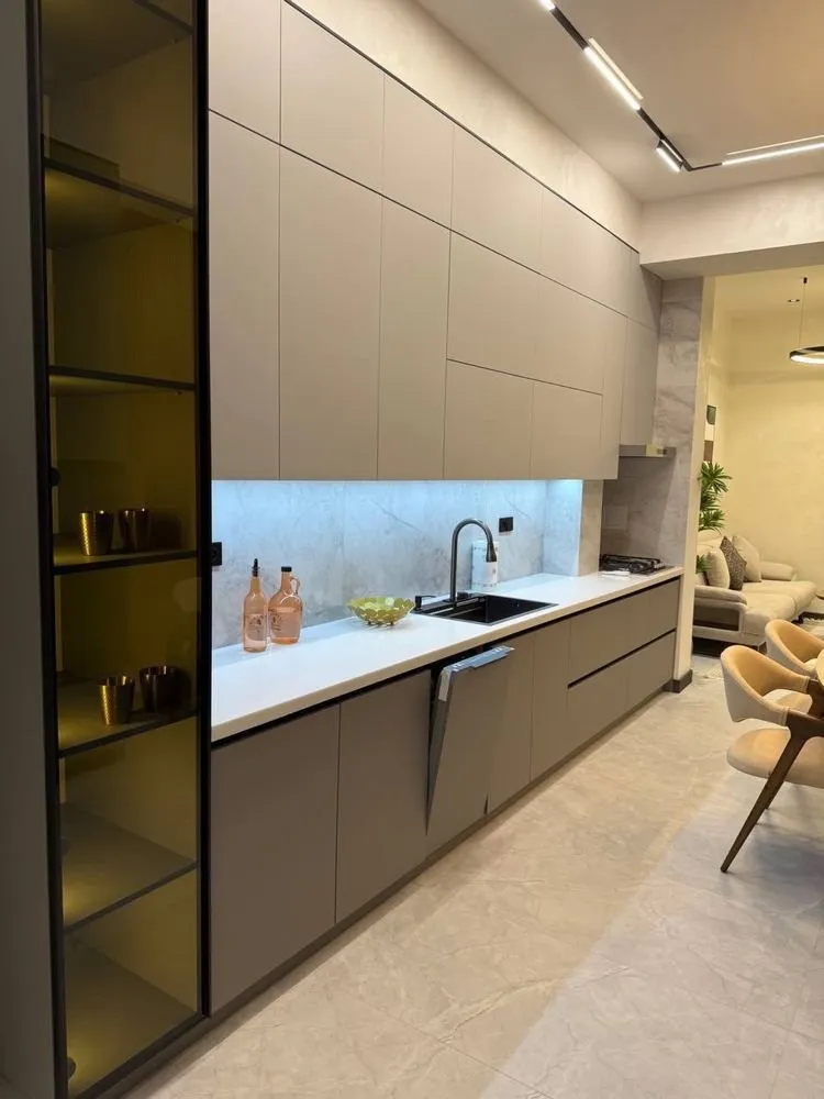 90 м², 3-комн. квартира, 3/9