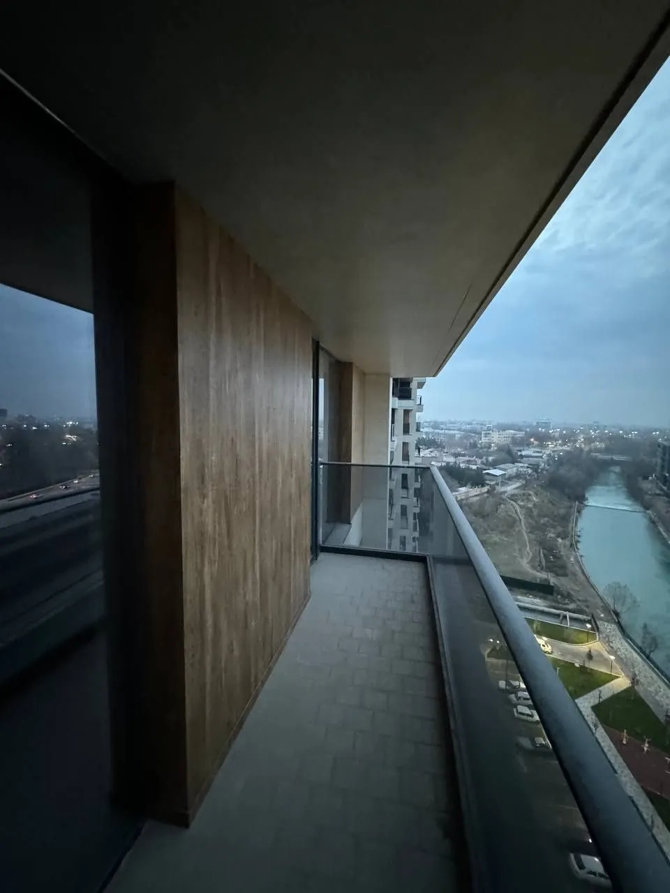 150 м², 4-комн. квартира, 4/16