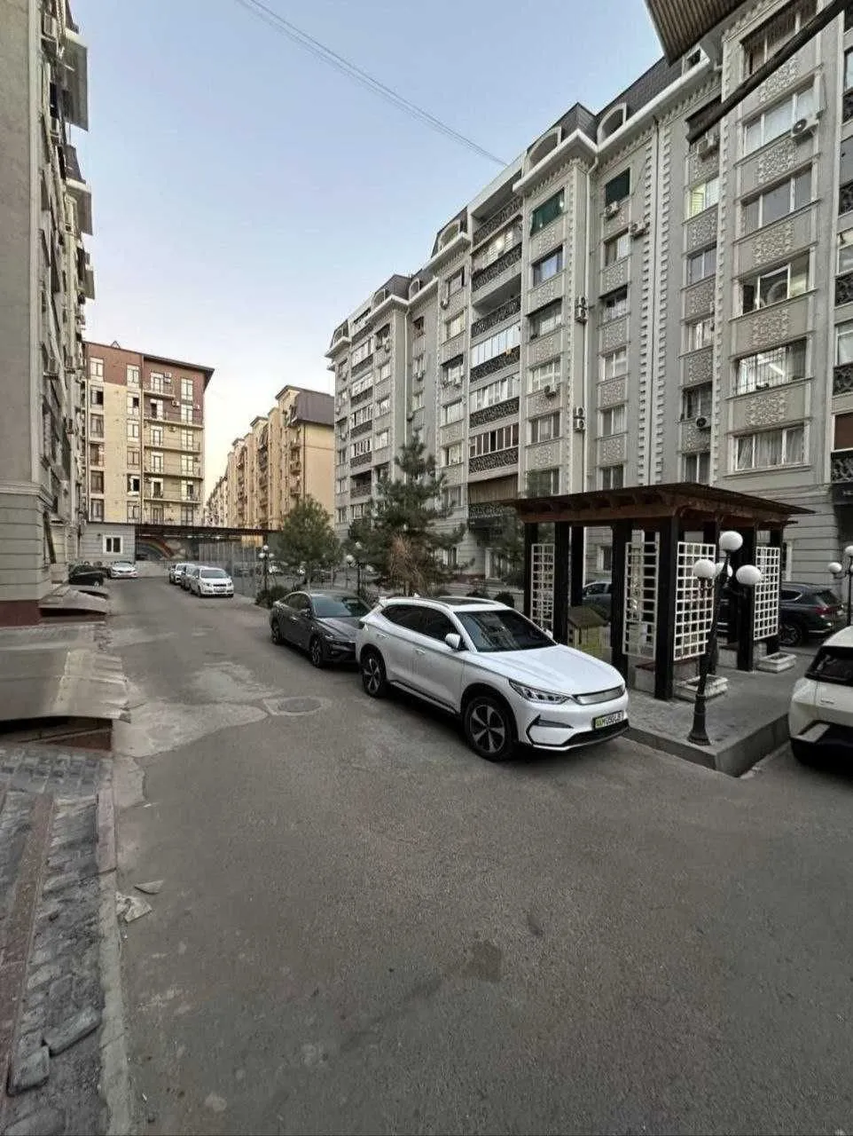 96 m², 3-xonali kvartira, 4/8