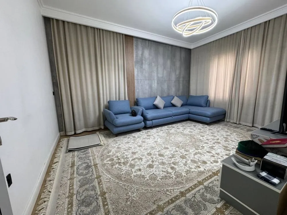70 м², 2-комн. квартира, 2/9