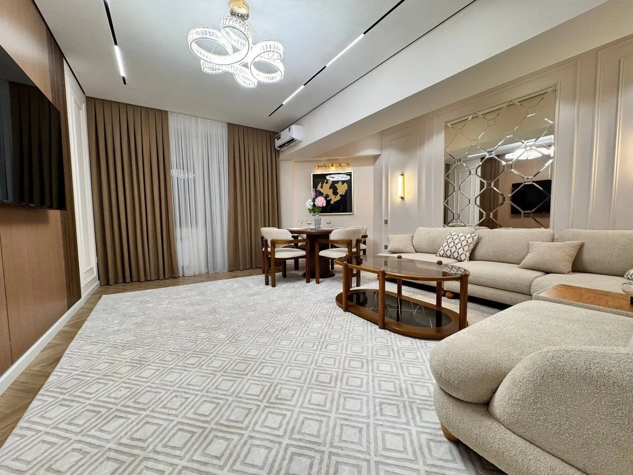 145 м², 4-комн. квартира, 4/4