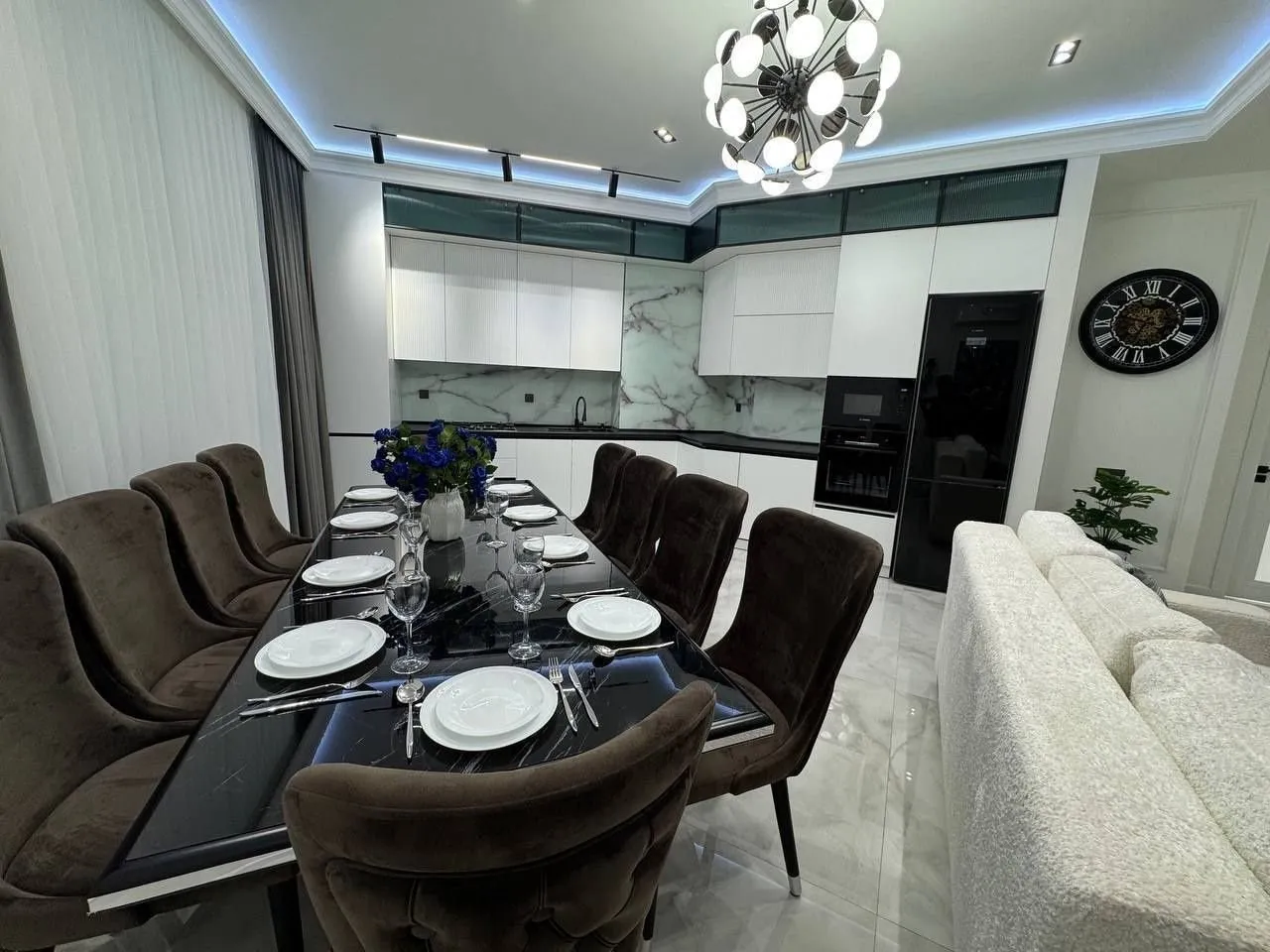 100 м², 3-комн. квартира, 2/9