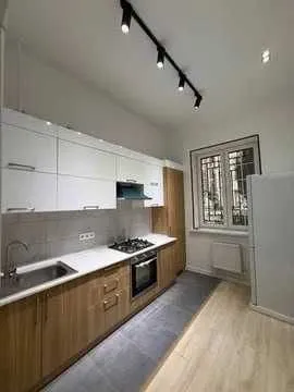 125 м², 5-комн. квартира, 1/9