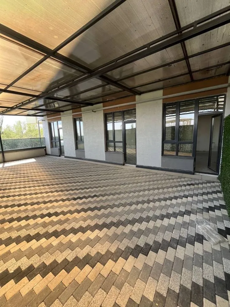 150 м², 4-комн. квартира, 4/14