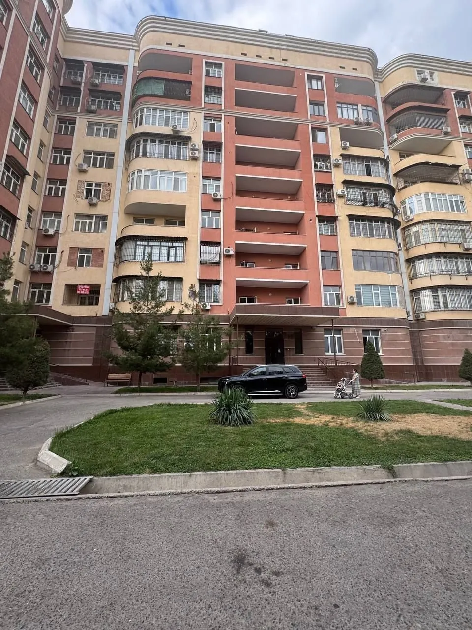 127 m², 4-xonali kvartira, 3/9