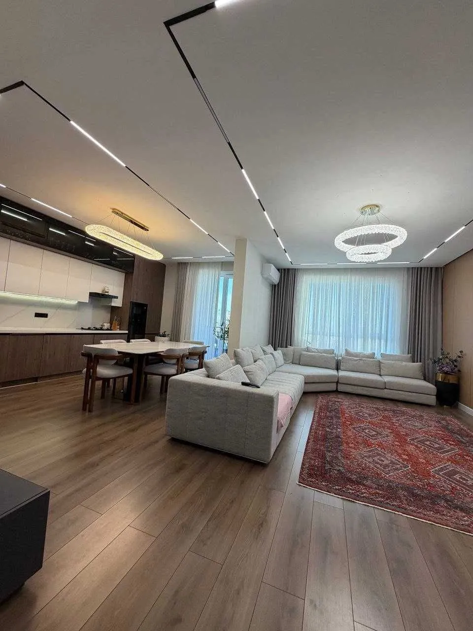 105 м², 3-комн. квартира, 7/10