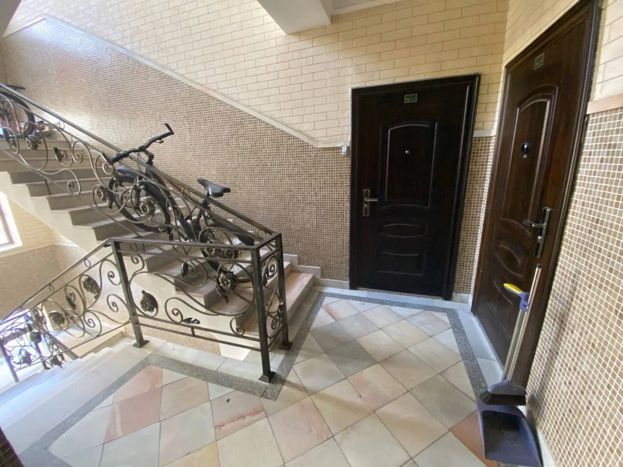 57 m², 2-xonali kvartira, 4/7