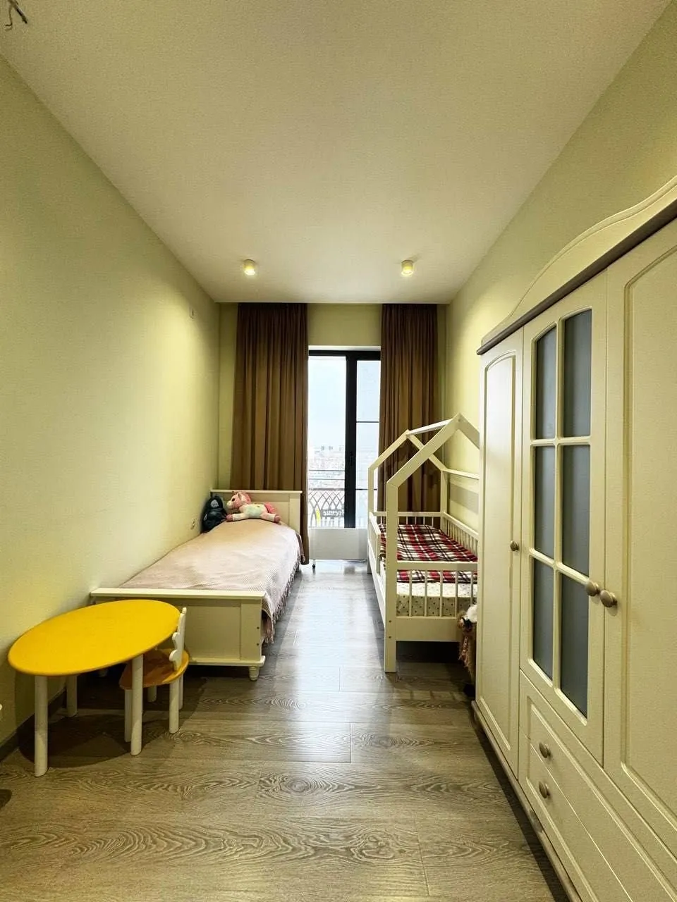 118 m², 3-xonali kvartira, 9/10