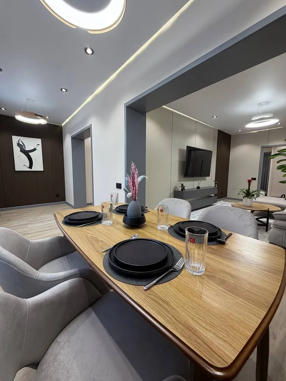 80 м², 3-комн. квартира, 2/5