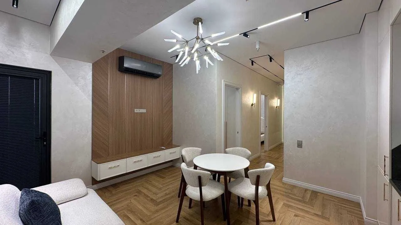 57 м², 3-комн. квартира, 10/25