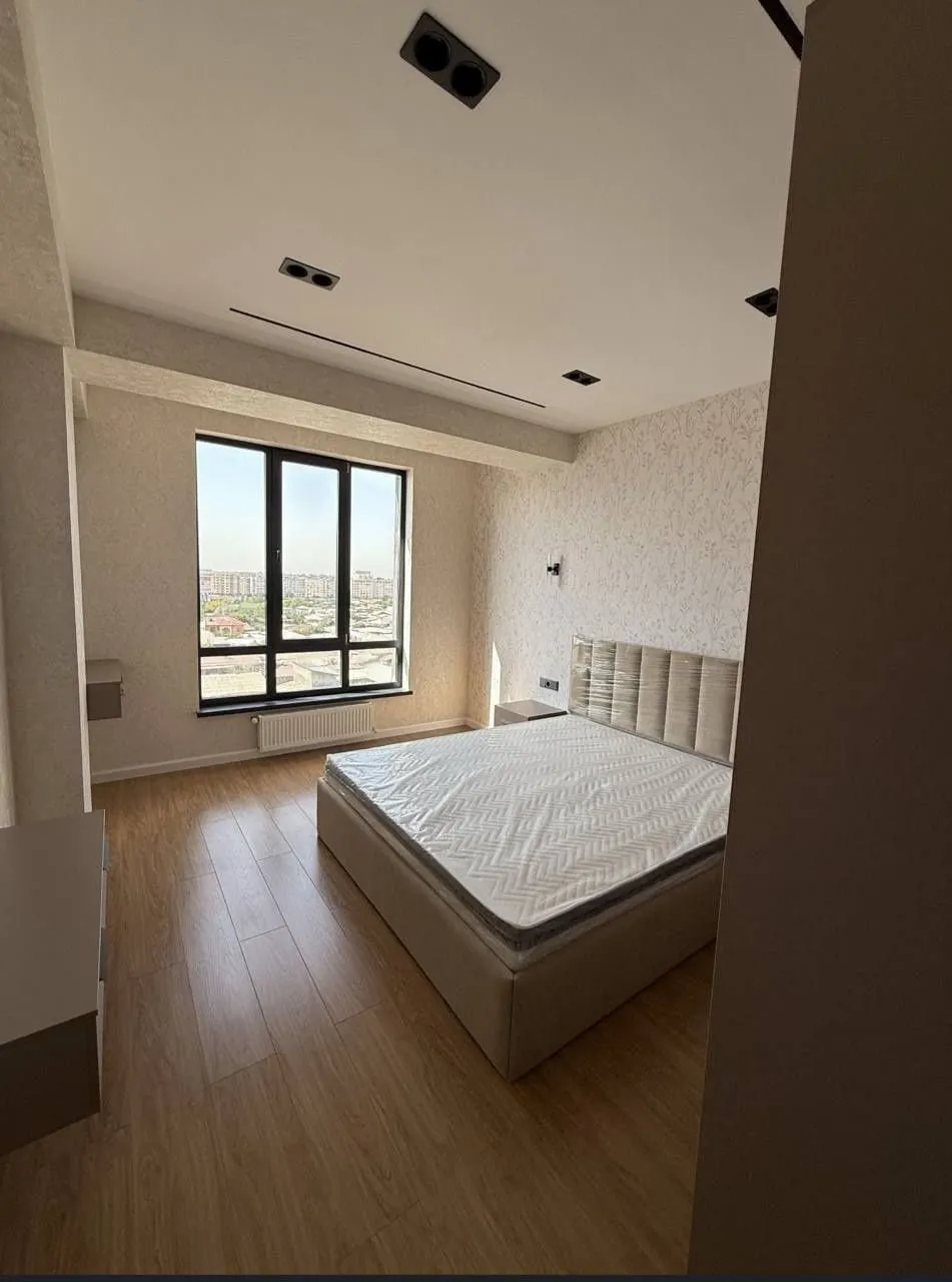 70 м², 3-комн. квартира, 7/10