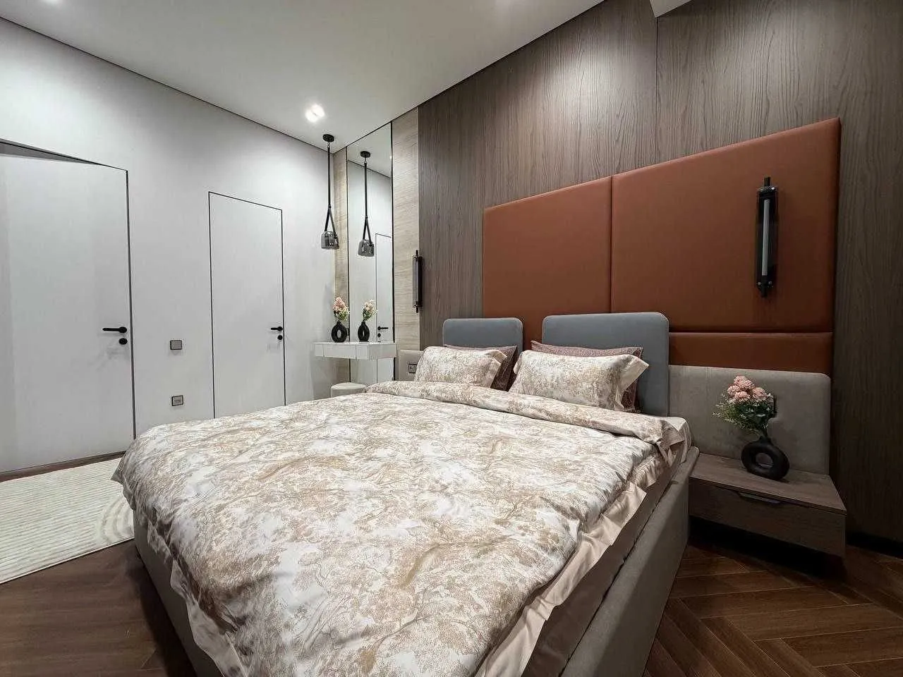 175 м², 5-комн. квартира, 4/14