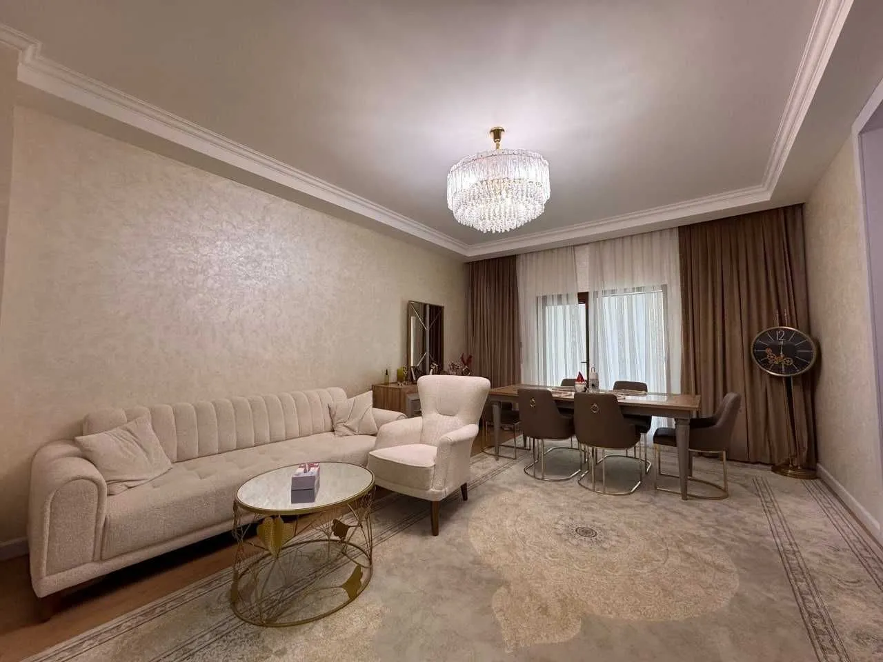 96 м², 4-комн. квартира, 8/9