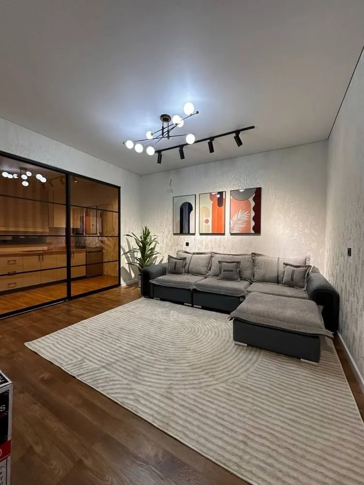 80 m², 3-xonali kvartira, 7/12