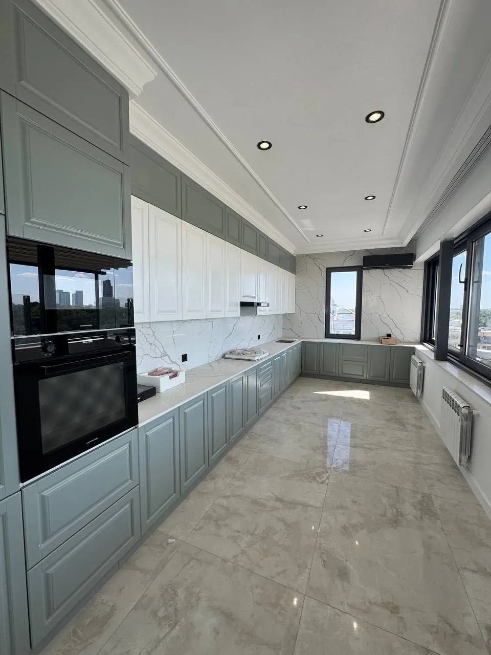 375 м², многокомнатная квартира, 9/10