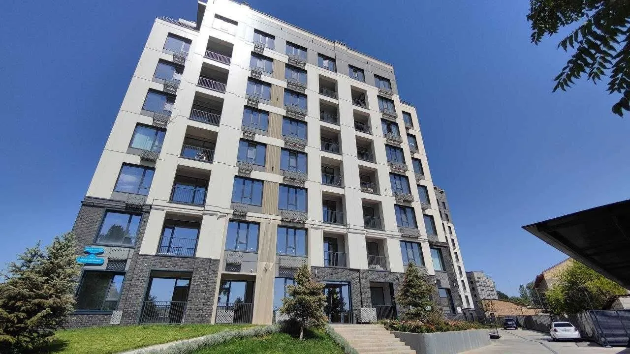 152 м², 4-комн. квартира, 8/8