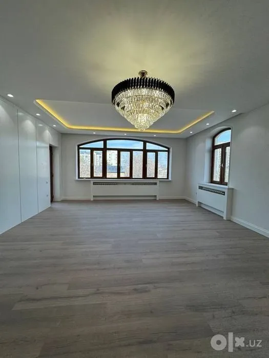 212 м², 5-комн. квартира, 5/6
