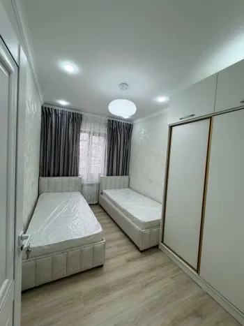 70 м², 3-комн. квартира, 3/5-0