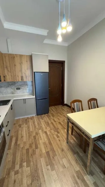 84 м², 2-комн. квартира, 4/8-3