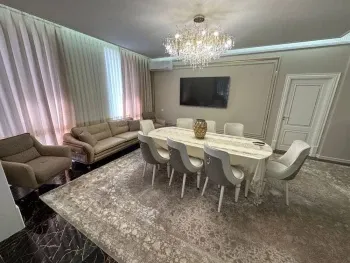 202 м², 5-комн. квартира, 9/10-3