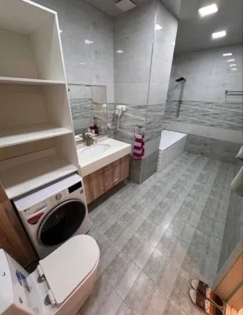 136 м², 4-комн. квартира, 3/8-2