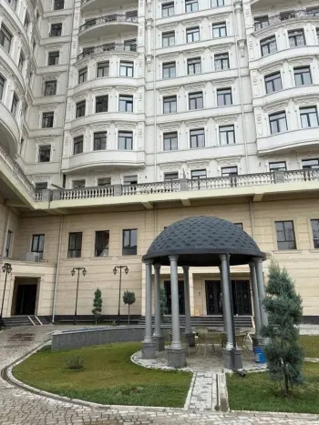 117 м², 3-комн. квартира, 4/10-0