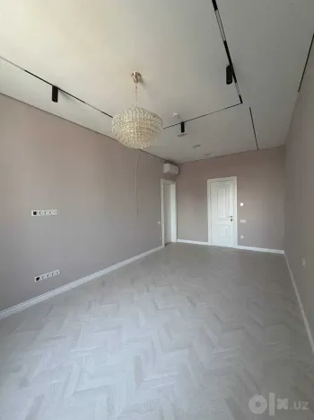 130 м², 4-комн. квартира, 9/16-1