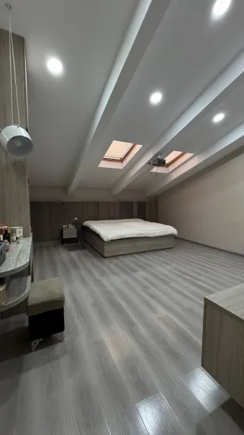 140 м², 4-комн. квартира, 9/9-2