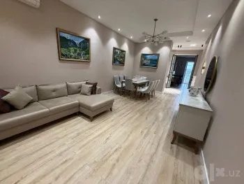 132 м², 4-комн. квартира, 7/10-1