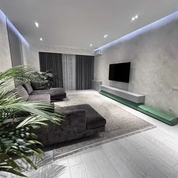 107 м², 3-комн. квартира, 9/12-0