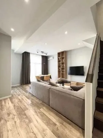 90 м², 3-комн. квартира, 9/10-1