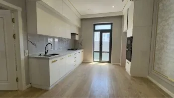 134 м², 4-комн. квартира, 8/10-0