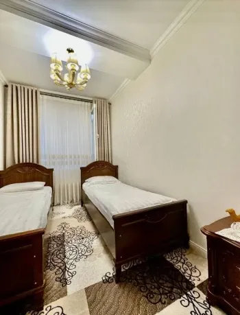 100 м², 3-комн. квартира, 4/8-3