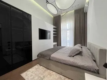 135 м², 3-комн. квартира, 7/7-0