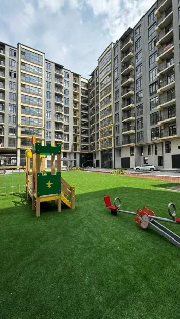 90 м², 3-комн. квартира, 4/10-1
