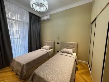 85 м², 3-комн. квартира, 4/7-2