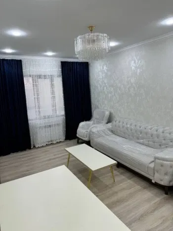 70 м², 3-комн. квартира, 3/5-2