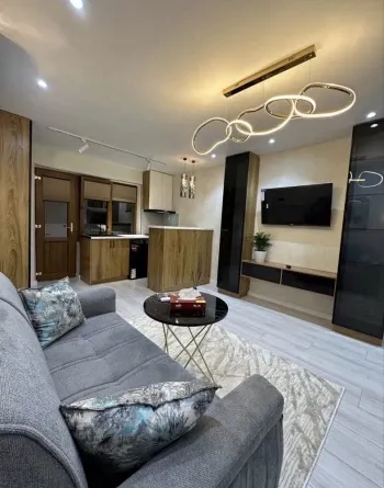 45 m², 1-xonali kvartira, 8/8-0