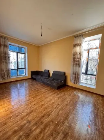 60 m², 3-xonali kvartira, 6/8-3