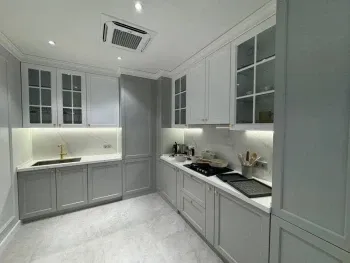 130 м², 4-комн. квартира, 8/9-1