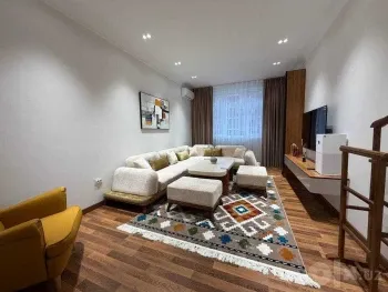 74 м², 3-комн. квартира, 3/9-1