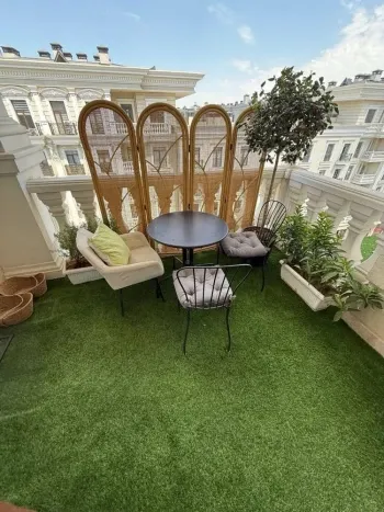 261 м², 3-комн. квартира, 7/7-0