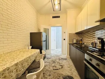 70 м², 2-комн. квартира, 2/9-3