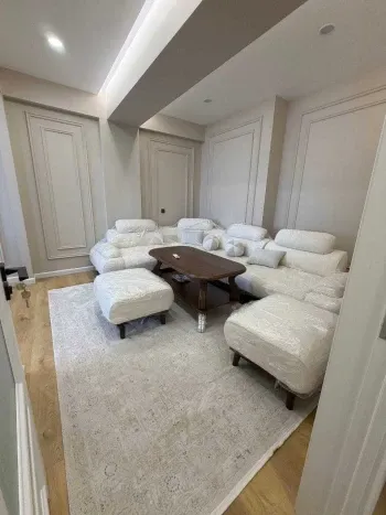 80 м², 3-комн. квартира, 8/10-3