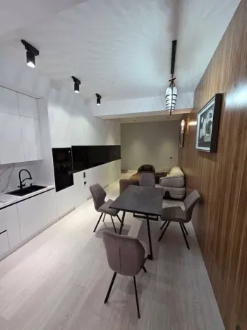 54 м², 2-комн. квартира, 2/10-1