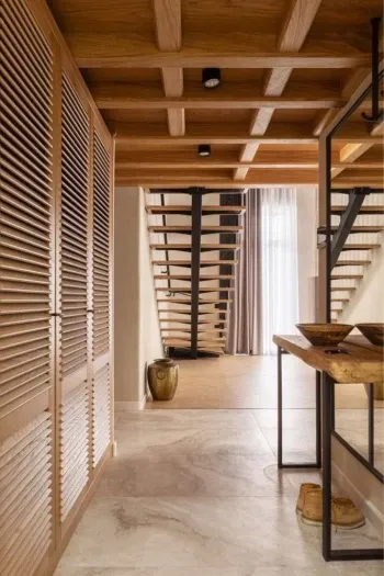 340 м², 4-комн. квартира, 7/7-3